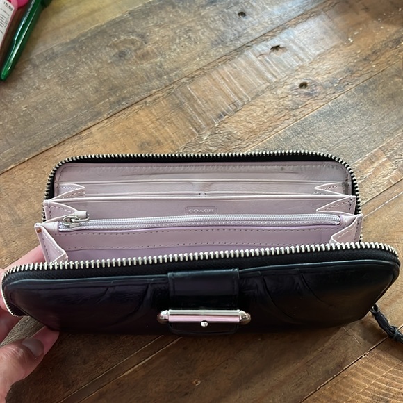 Coach wallet - Picture 3 of 5